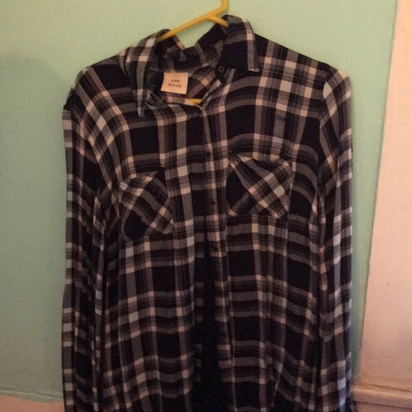 Navy blue and white flannel with design in back - Picture 1 of 4